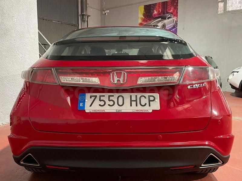 Usado Honda Civic Sport 100 CV (73 kW) 2011 Rojo Berlina
