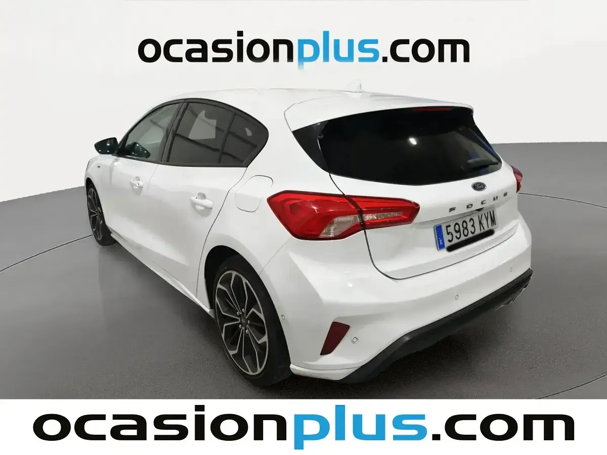 Usado Ford Focus ST-Line 120 CV (88 kW) 2019 Blanco Berlina