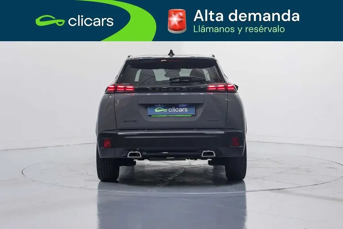 Usado Peugeot 2008 Allure 136 CV (100 kW) 2025 Gris SUV