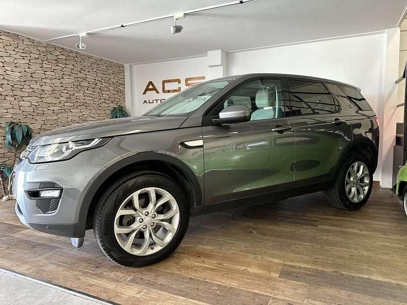 Usado Land Rover Discovery Sport HSE Luxury 150 CV (110 kW) 2018 Gris / plata SUV