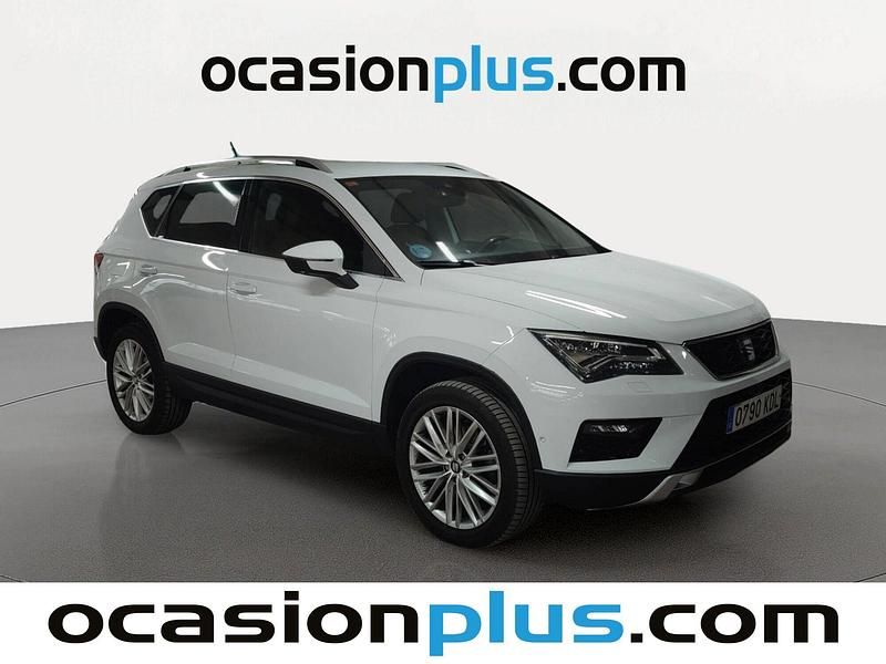 Usado Seat Ateca 4Drive 190 CV (139 kW) 2017 Blanco SUV
