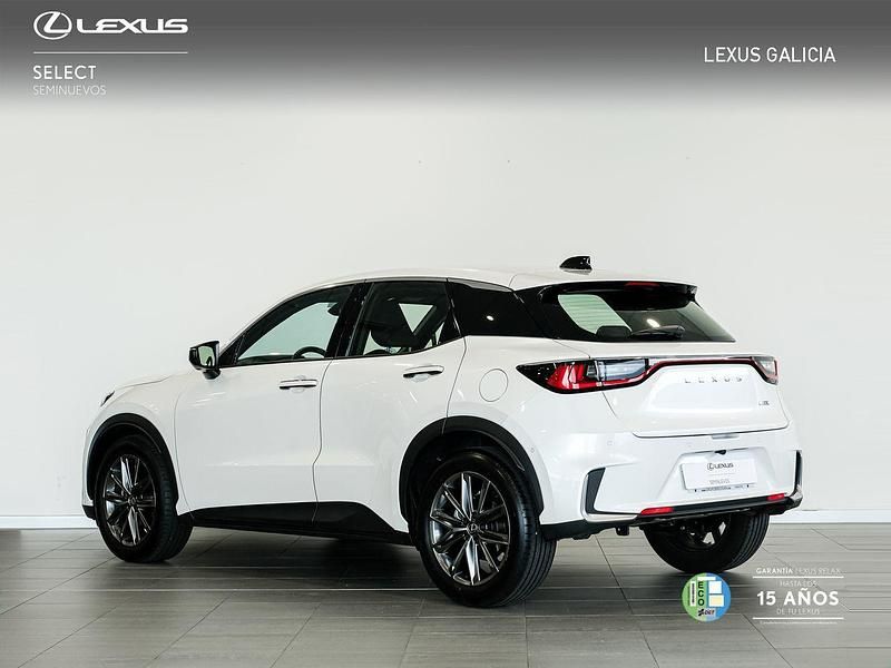 Usado Lexus LBX 136 CV (100 kW) 2024 Blanco SUV