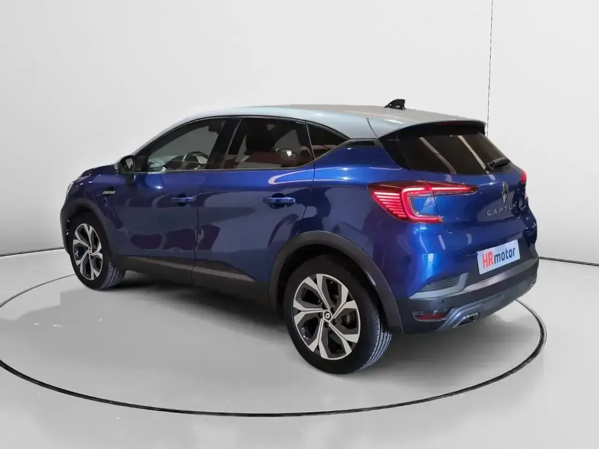 Usado Renault Captur R.S. 140 CV (102 kW) 2022 Azul SUV
