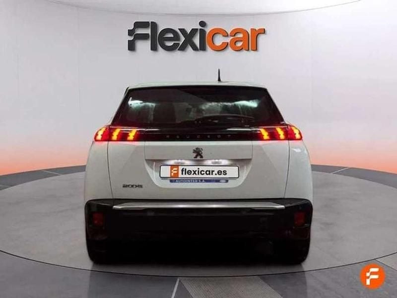 Usado Peugeot 2008 Active 101 CV (74 kW) 2021 Blanco SUV