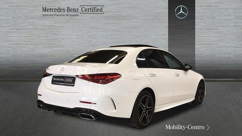 Usado Mercedes C300 312 CV (229 kW) 2024 Blanco polar Berlina