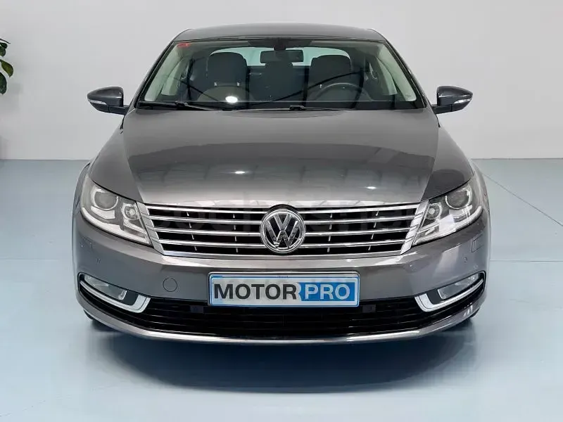 Usado VW CC 150 CV (110 kW) 2016 Gris / plata Berlina