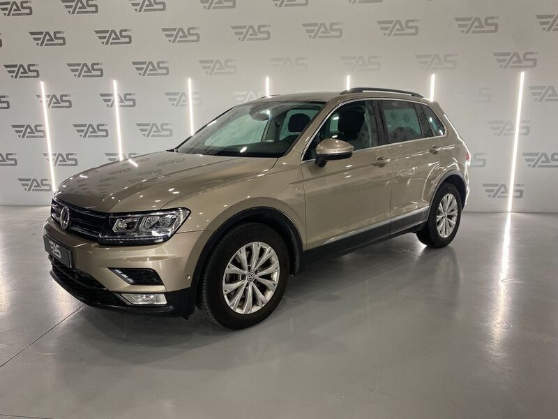 Beige Usado 2016 VW Tiguan Advance SUV | 22.500 € (Precio justo) - Imagen 1/4