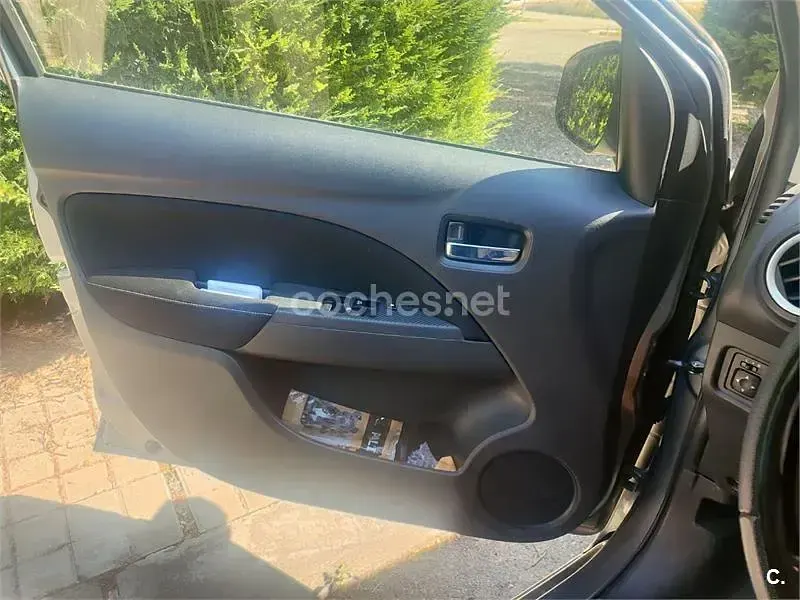 Usado Mitsubishi Space Star 71 CV (52 kW) 2023 Gris / plata Utilitario