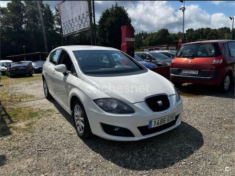 Blanco Usado 2011 Seat Leon Reference Berlina | 5500 € (Buen precio) - Imagen 1/4