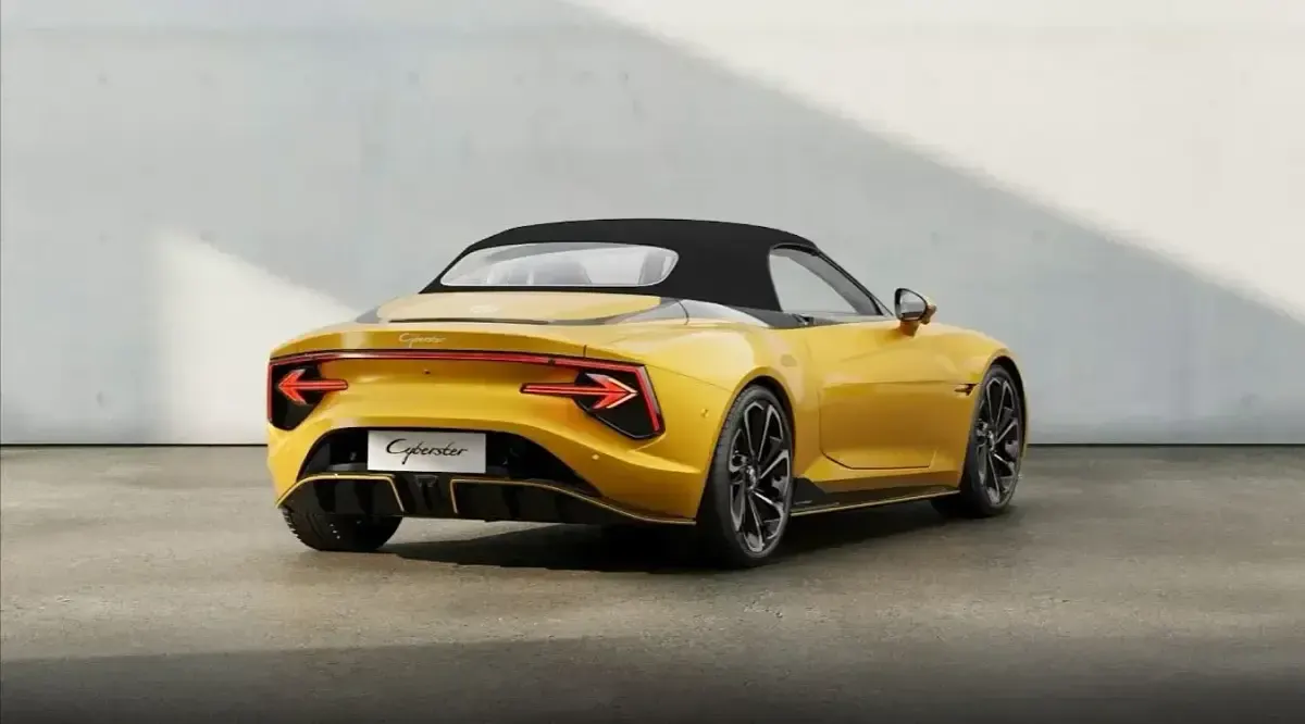Nuevo MG Cyberster 375 kW (510 CV) 2026 Amarillo Descapotable
