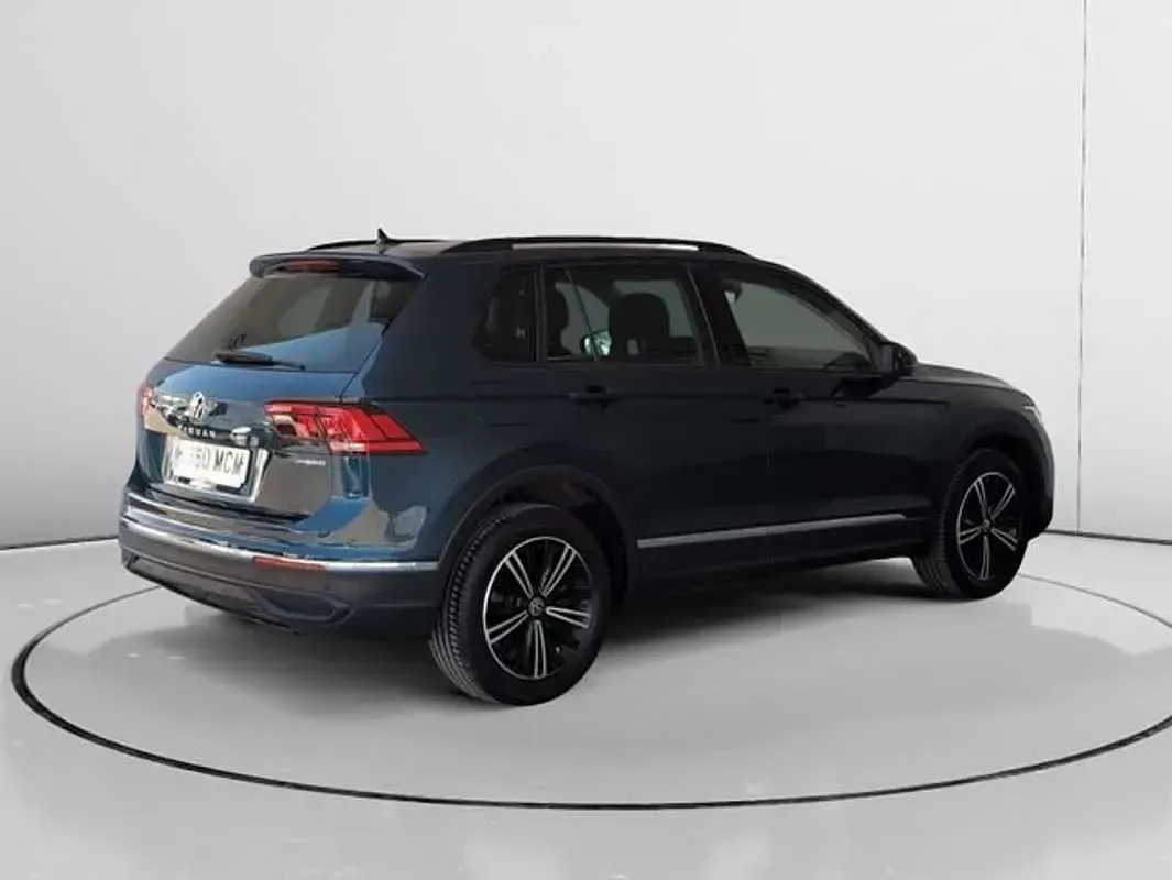 Usado VW Tiguan Life 245 CV (180 kW) 2022 Azul SUV