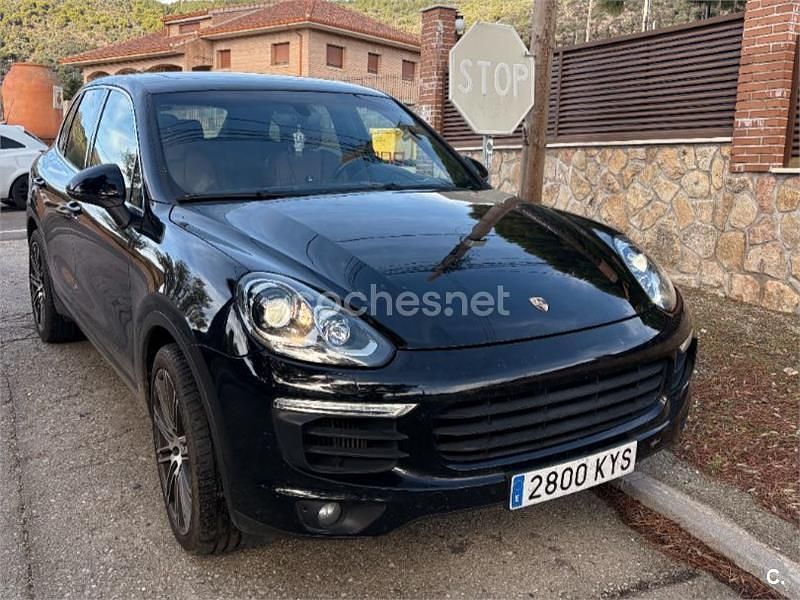 Negro Usado 2015 Porsche Cayenne SUV | 44.999 € - Imagen 1/4