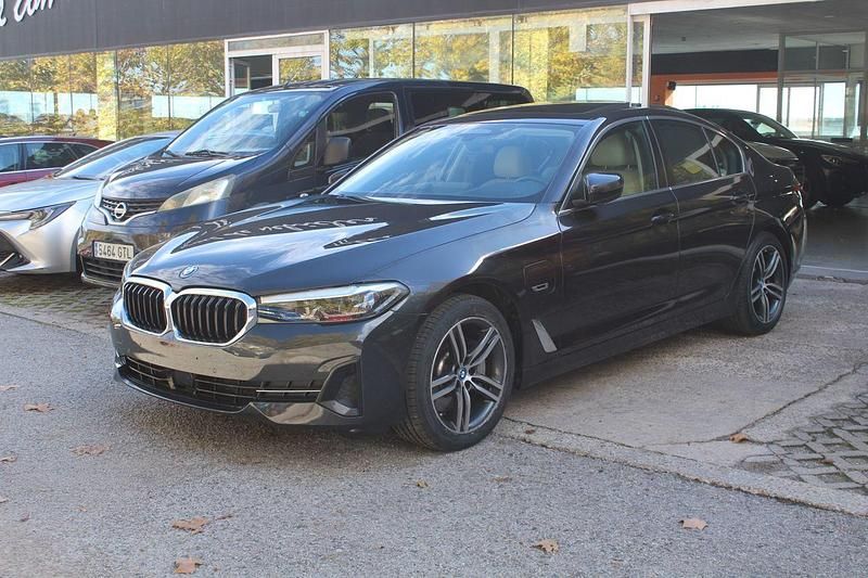 Negro Usado 2023 BMW 530 Berlina | 34.450 € - Imagen 1/4