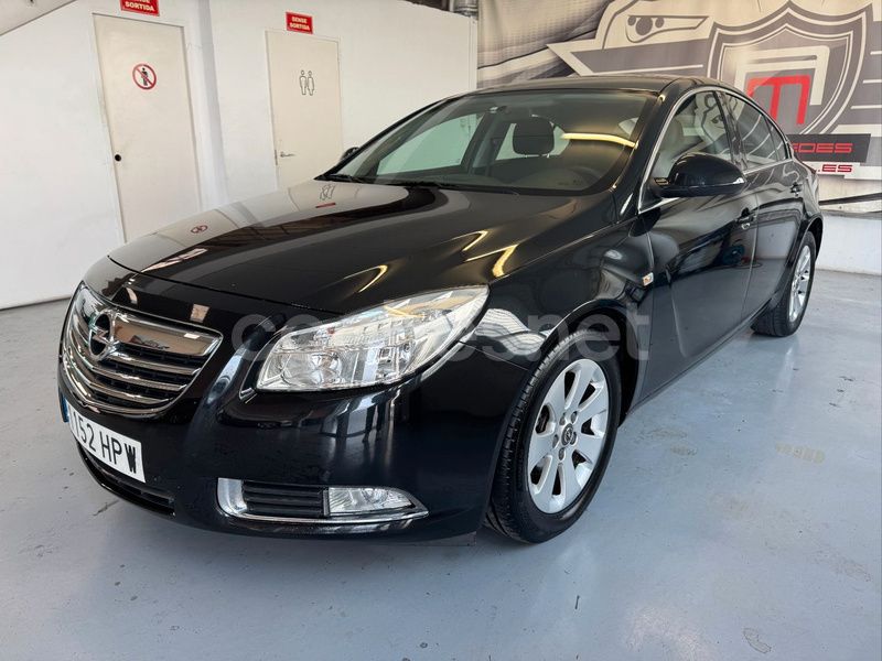 Negro Usado 2013 Opel Insignia Excellence Berlina | 7900 € (Precio justo) - Imagen 1/4