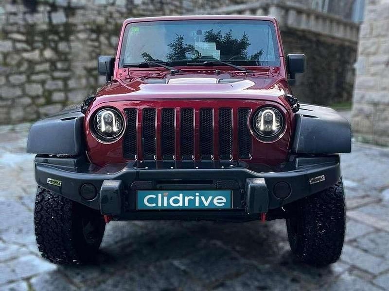 Usado Jeep Wrangler Sahara 284 CV (208 kW) 2013 Rojo SUV