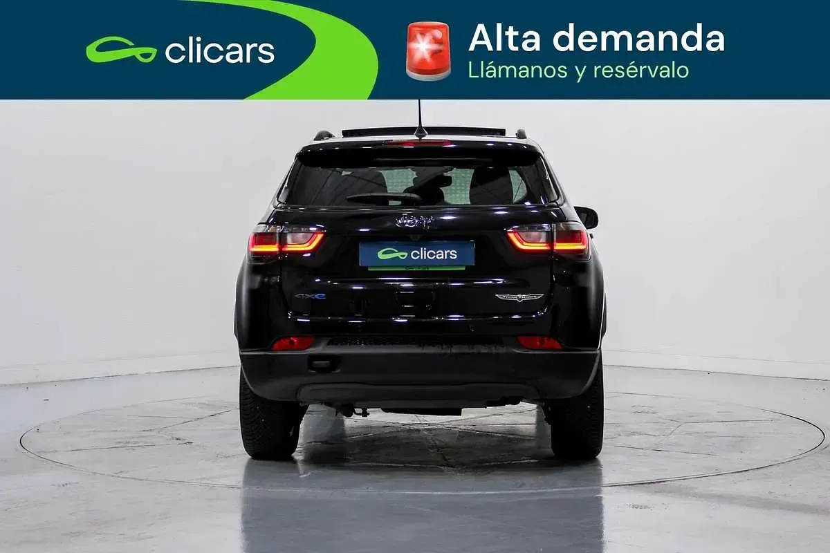 Usado Jeep Compass Trailhawk 179 CV (131 kW) 2024 Negro SUV