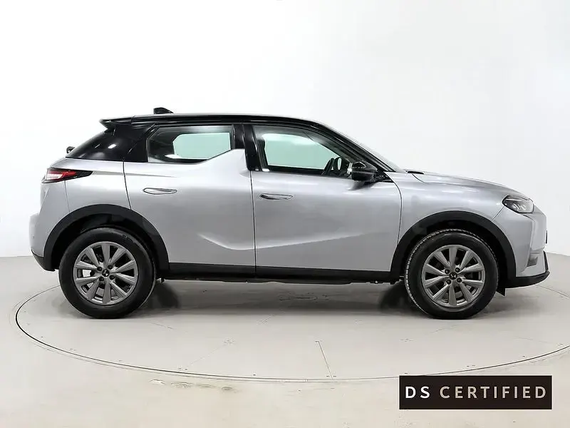 Usado DS Automobiles DS3 Bastille 100 CV (73 kW) 2023 Gris / plata SUV