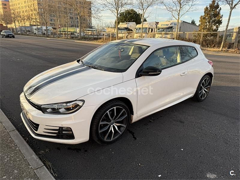 Usado VW Scirocco R-line 125 CV (91 kW) 2016 Blanco Coupe