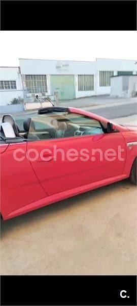 Rojo Usado 2006 Opel Tigra Enjoy Descapotable | 2600 € - Imagen 1/4