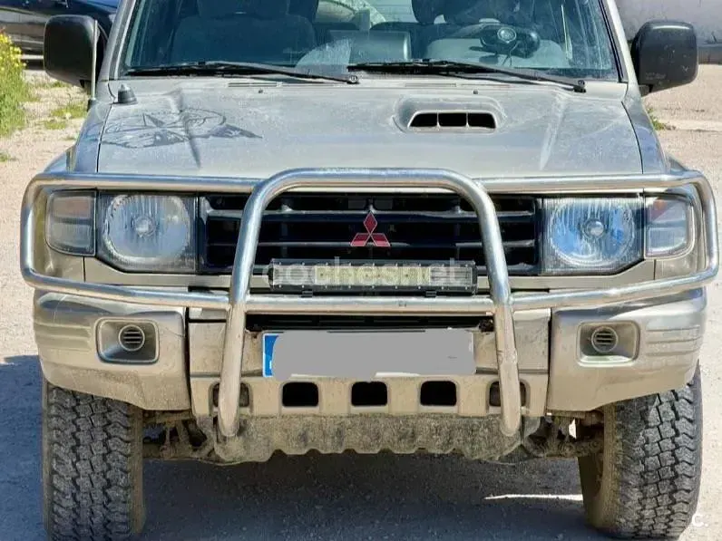 Usado Mitsubishi Montero 125 CV (91 kW) 1999 Gris / plata SUV