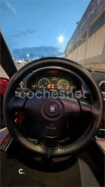 Usado Mazda MX5 110 CV (80 kW) 1998 Rojo Descapotable