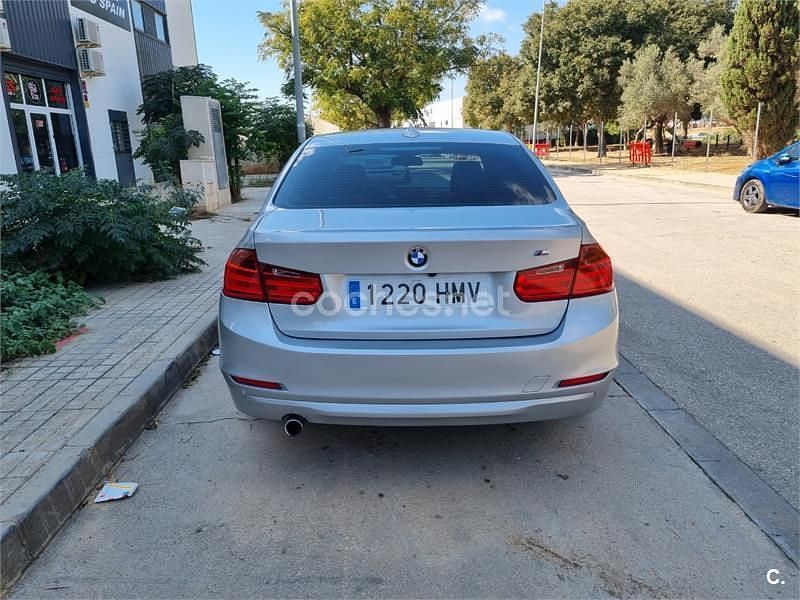 Usado BMW 316 115 CV (84 kW) 2012 Gris / plata Berlina