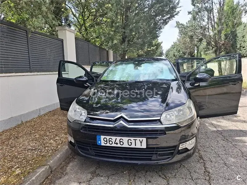 Begagnad Citroën C5 Business Class 112 HK (82 kW) 2010 Svart Sedan