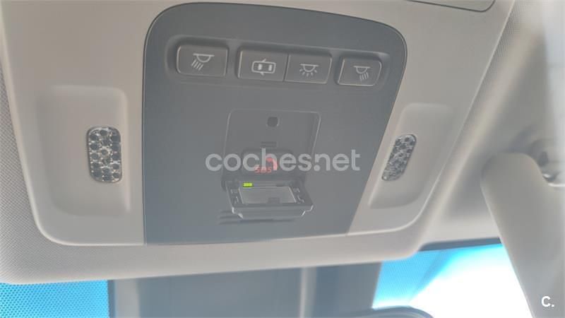 Usado Toyota Camry Advance 218 CV (160 kW) 2020 Gris / plata Berlina