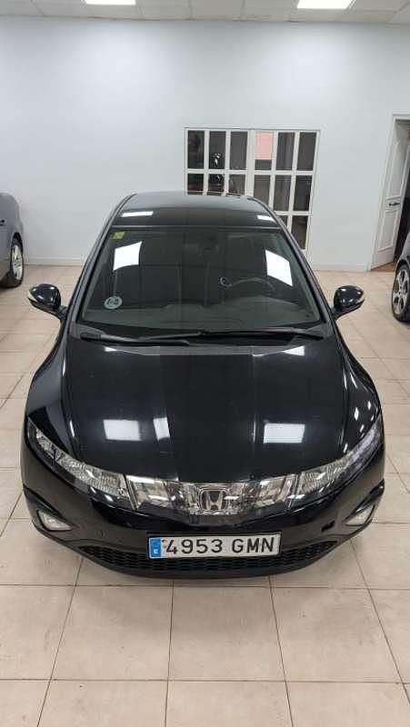 Usado Honda Civic Sport 140 CV (102 kW) 2009 Negro Utilitario