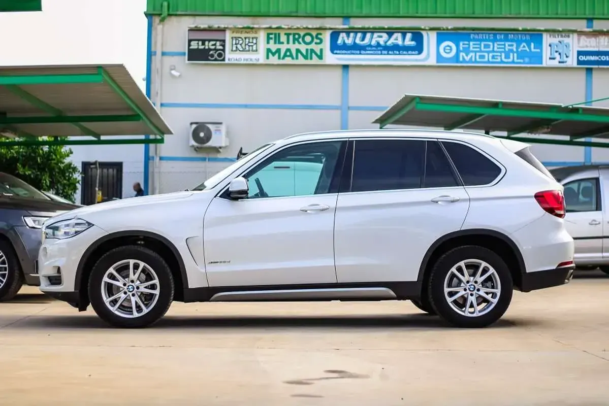 Usado BMW X5 231 CV (169 kW) 2016 Blanco SUV