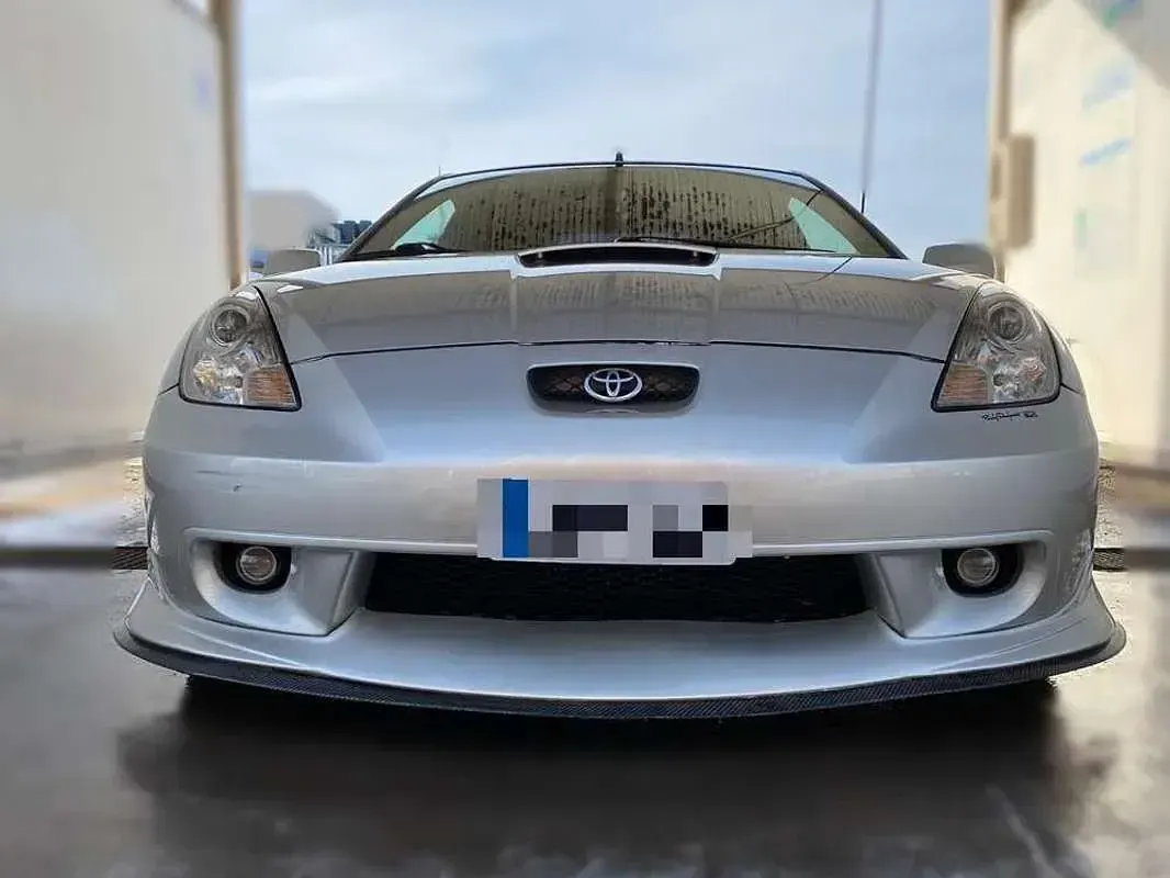 Usado Toyota Celica 143 CV (105 kW) 2001 Gris Coupe
