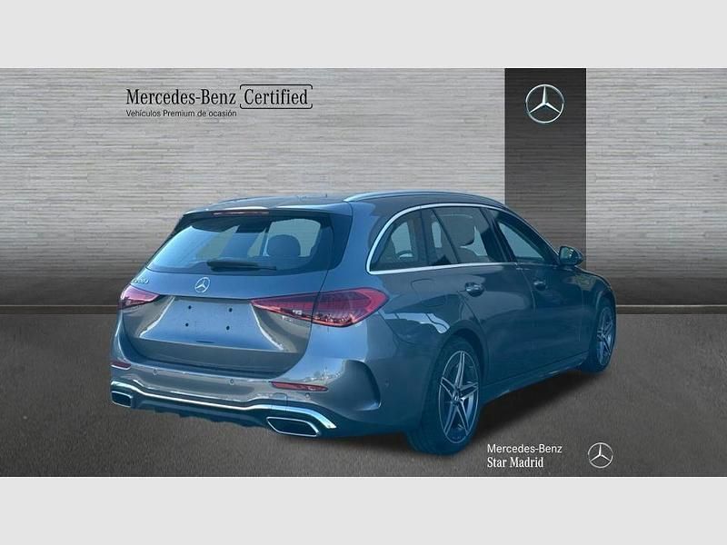Usado Mercedes C200 AMG line 163 CV (119 kW) 2024 Gris selenita (metalizado) Familiar