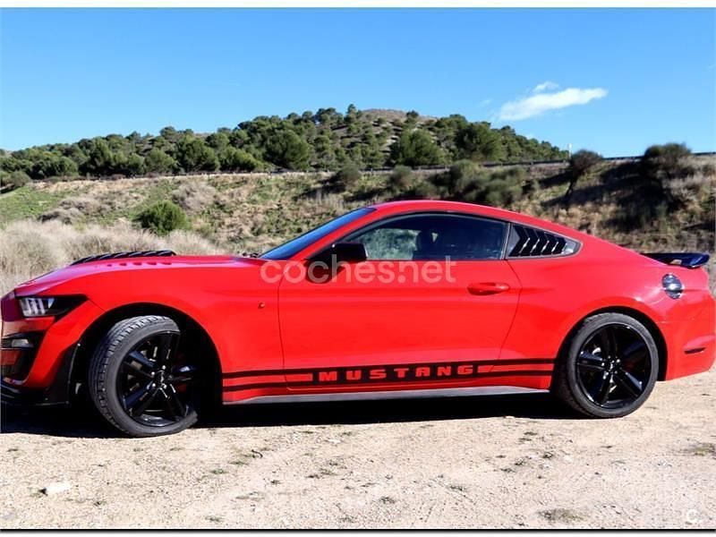 Usado Ford Mustang 314 CV (230 kW) 2015 Rojo Descapotable