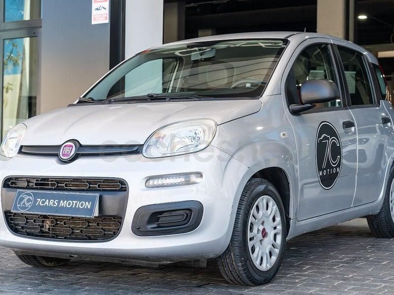 Usado Fiat Panda Easy 69 CV (50 kW) 2018 Gris / plata Utilitario