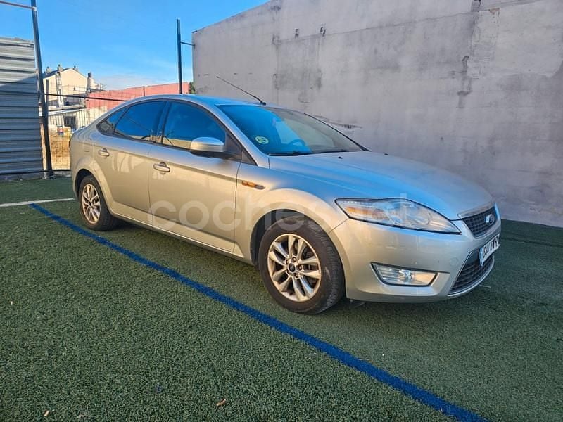 Gris / plata Usado 2010 Ford Mondeo Trend Familiar | 6499 € (Precio justo) - Imagen 1/4