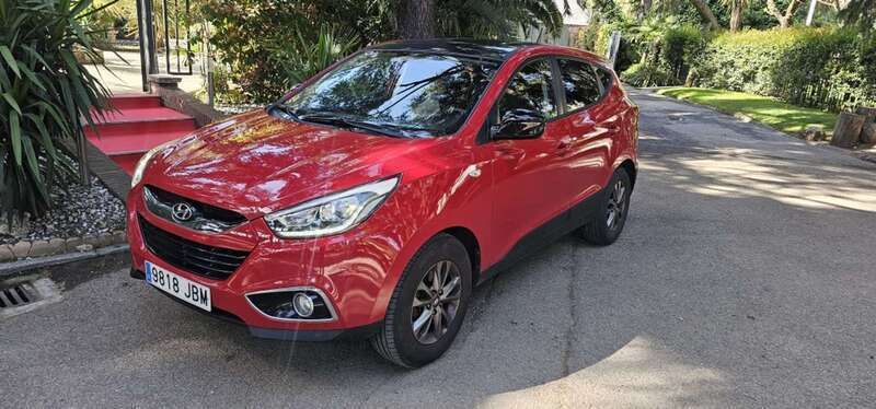 Granate Usado 2015 Hyundai ix35 GO! SUV | 12.600 € (Un poco caro) - Imagen 1/4