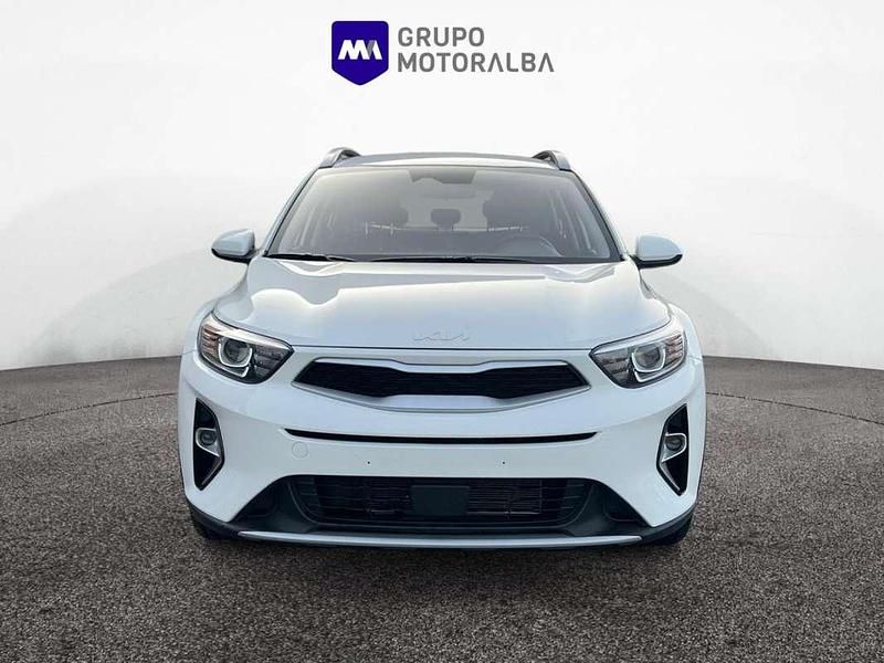 Usado Kia Stonic 79 CV (58 kW) 2024 Blanco SUV