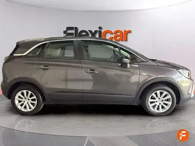 Usado Opel Crossland Edition 110 CV (80 kW) 2021 Gris SUV
