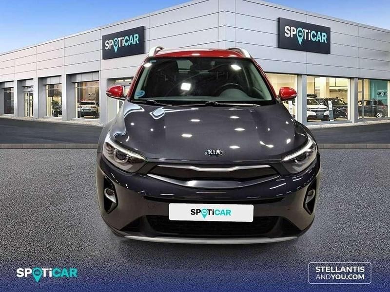 Usado Kia Stonic 101 CV (74 kW) 2019 Gris SUV