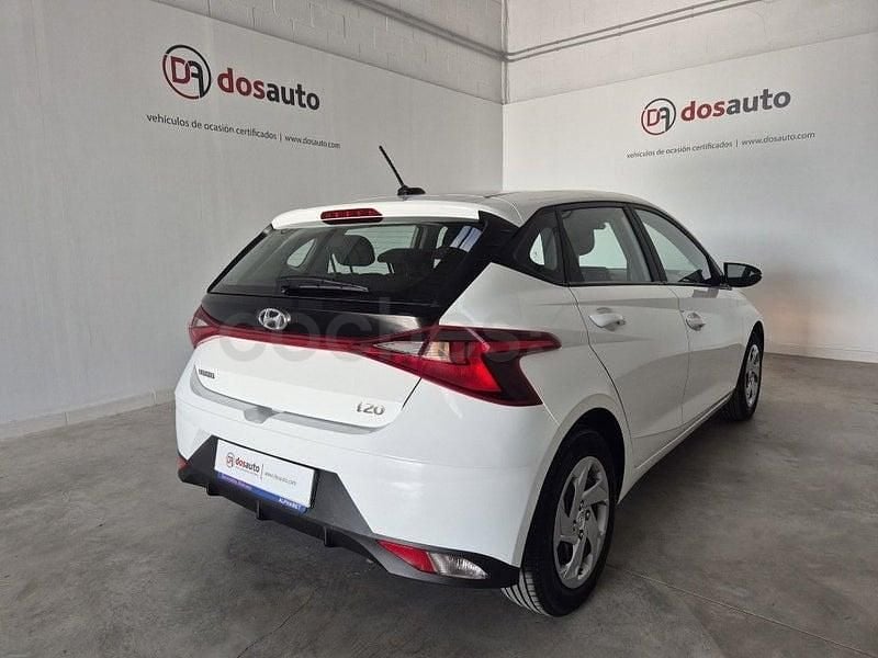 Usado Hyundai i20 84 CV (61 kW) 2023 Blanco Utilitario