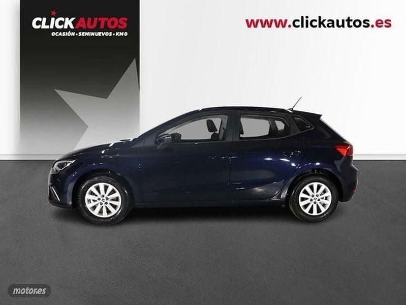Usado Seat Ibiza Style 110 CV (80 kW) 2023 Azul Berlina