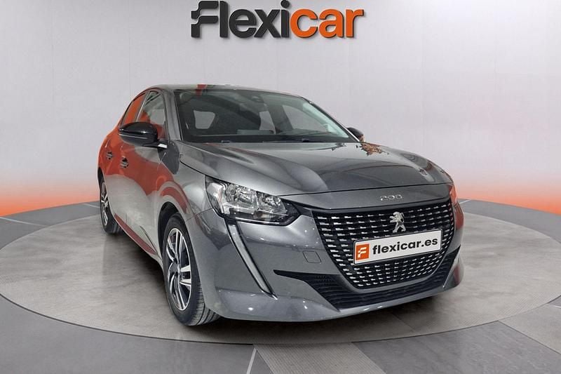 Usado Peugeot 208 Active 102 CV (75 kW) 2023 Gris Utilitario