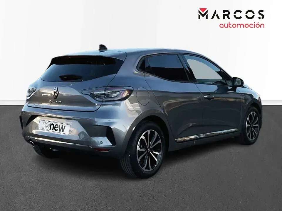 Usado Renault Clio Techno 100 CV (73 kW) 2025 Utilitario