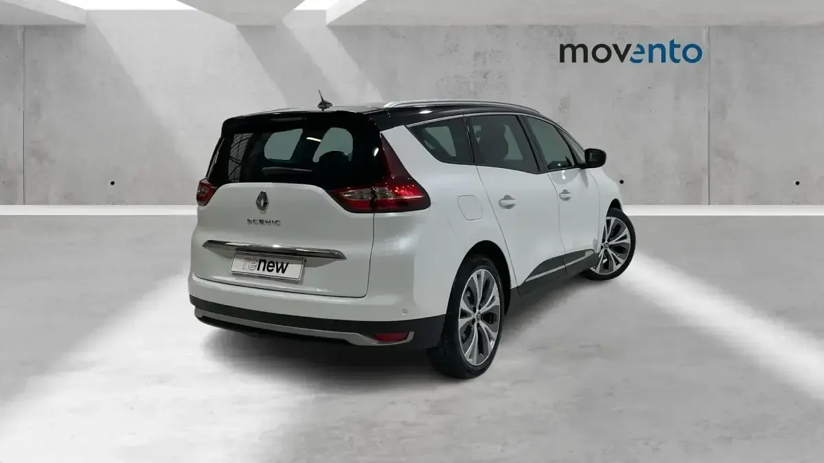 Usado Renault Scénic Zen 120 CV (88 kW) 2020 Blanco Monovolumen