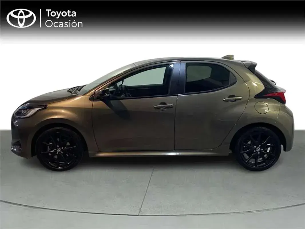 Usado Toyota Yaris Style 116 CV (85 kW) 2022 Utilitario