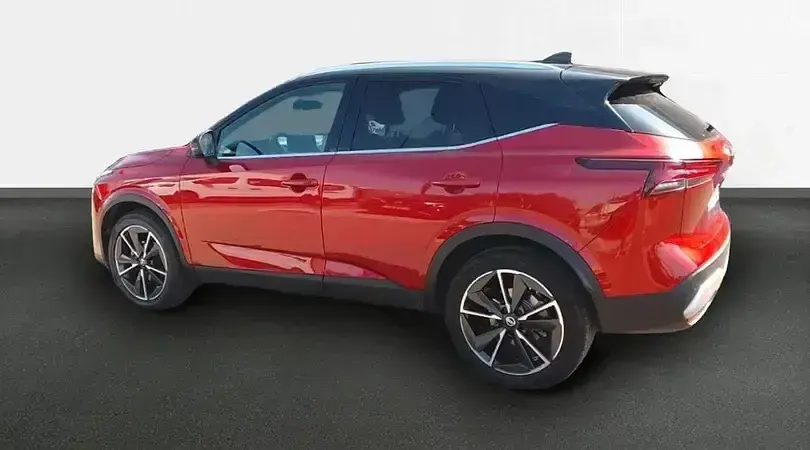 Usado Nissan Qashqai Tekna 158 CV (116 kW) 2021 Fuji sunset con techo midnight SUV