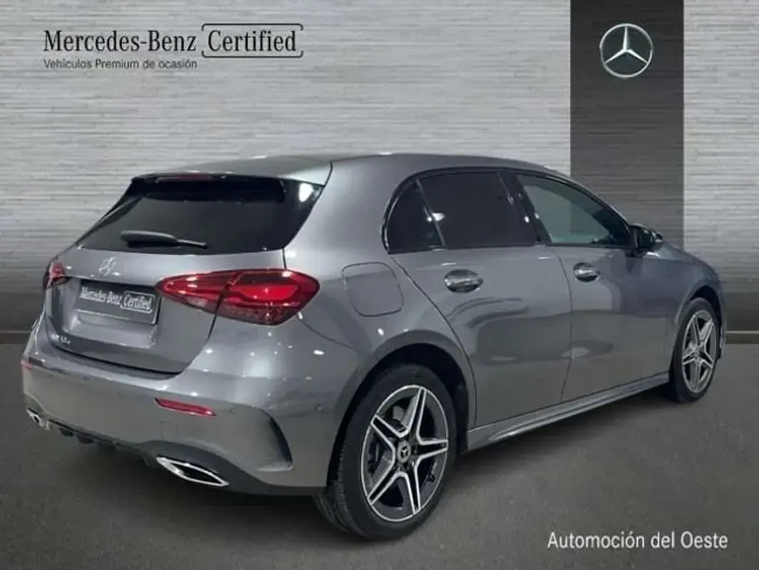 Usado Mercedes A250 218 CV (160 kW) 2025 Gris Berlina