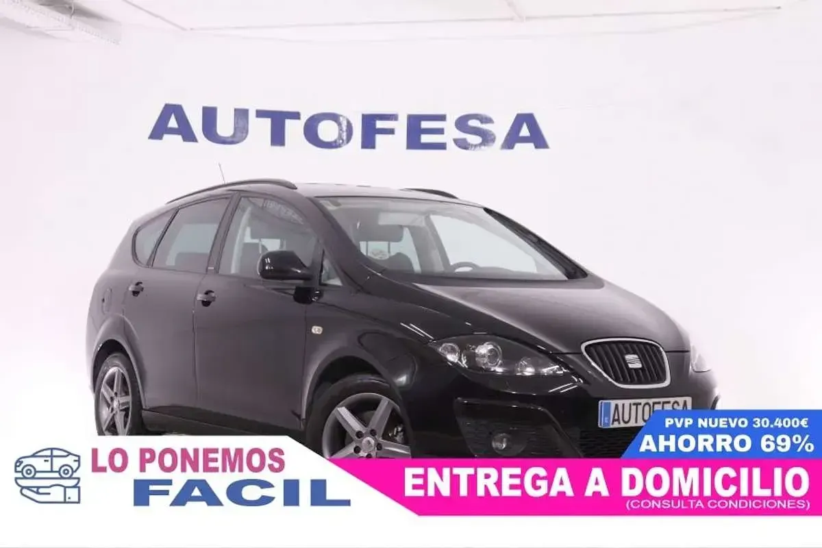 Usado Seat Altea I-Tech 105 CV (77 kW) 2015 Negro Familiar