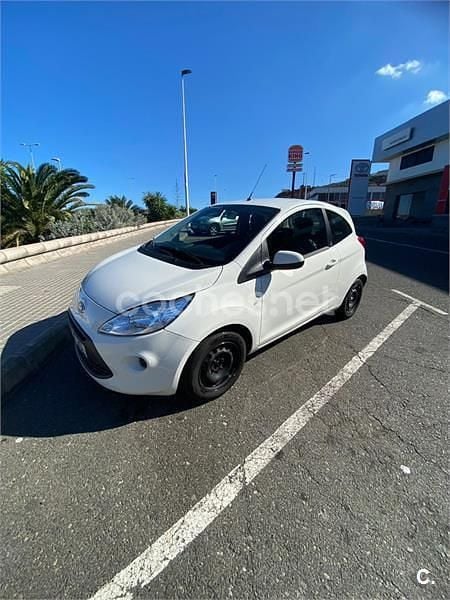 Usado Ford Ka 69 CV (50 kW) 2016 Blanco Berlina