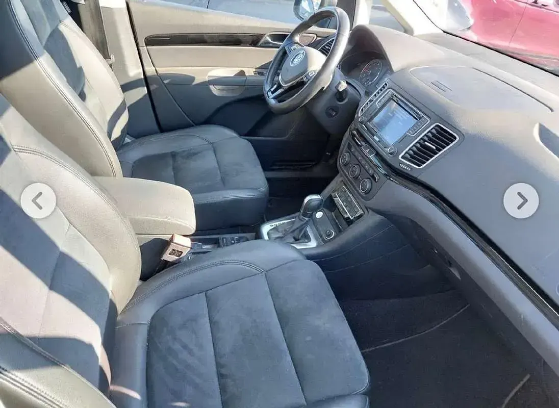 Usado VW Sharan Sportline 150 CV (110 kW) 2021 Gris Monovolumen